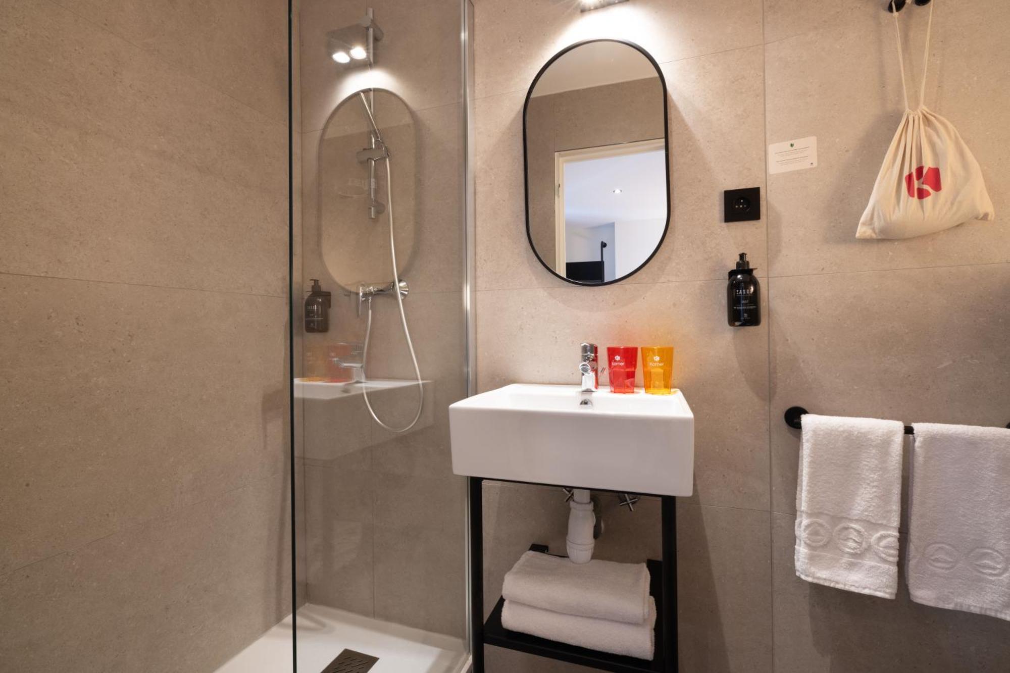 Korner Montmartre Hotell Paris Eksteriør bilde