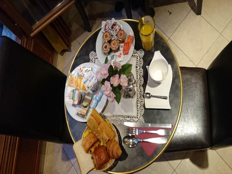 Korner Montmartre Hotell Paris Eksteriør bilde